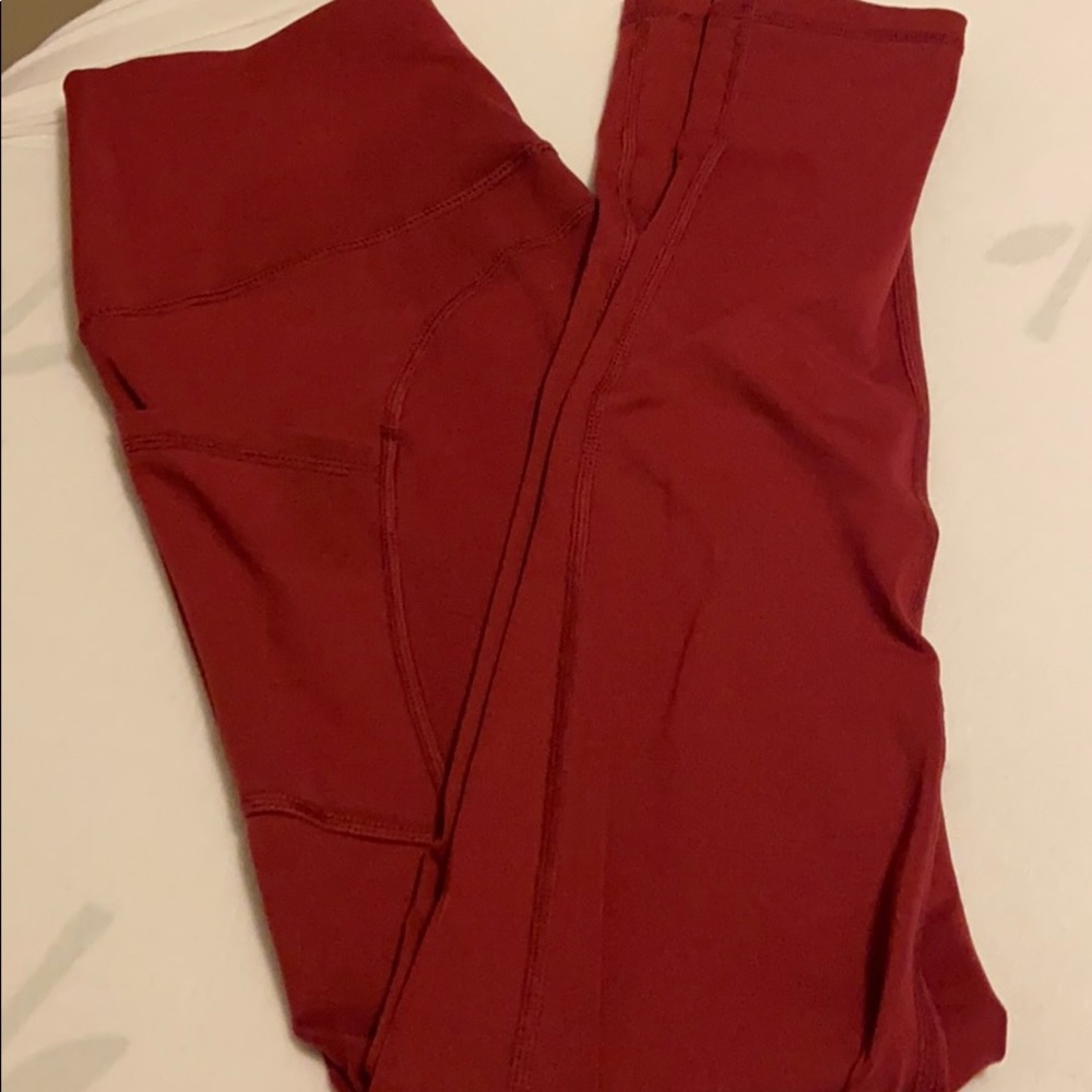 Buff bunny maroon leggings